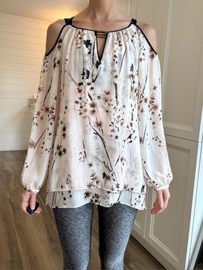 Pale Pink Floral White House Black Market Cold Shoulder Top
